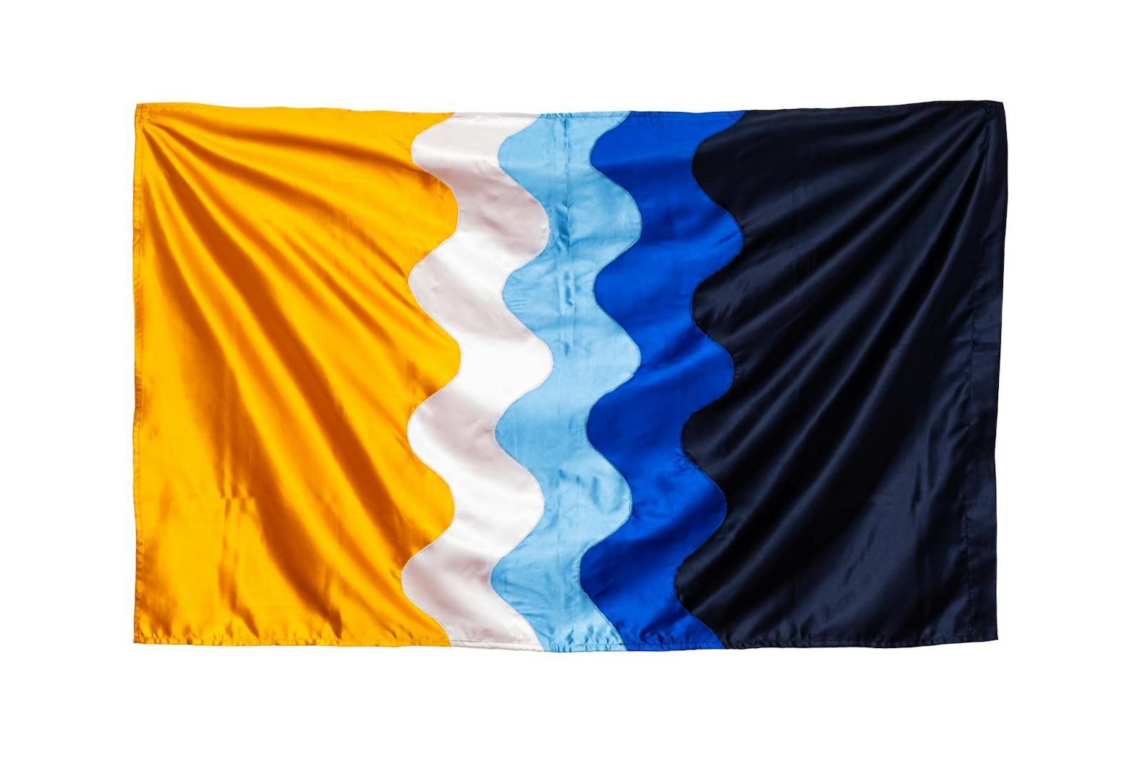 Bandiera delle persone che vivono sulla costa, ph. Luca Chiaudano