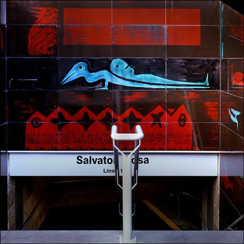 Alessandro e Francesco Mendini, Naples underground: Salvator Rosa station, 2000-2003, Coordinamento artistico: A.B. Oliva